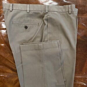 Brooks Brothers Clark Chino in Gray